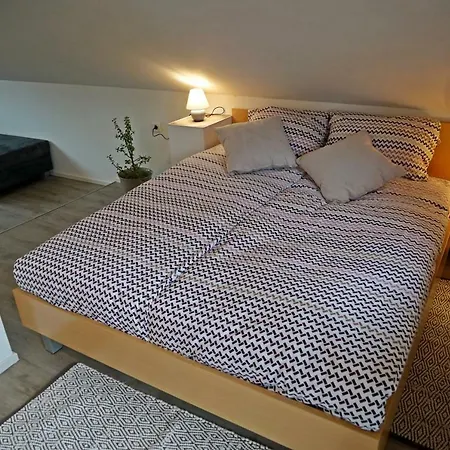 Apartma Erzen Διαμέρισμα *